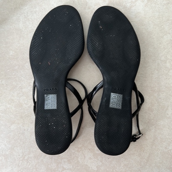 Prada sandals, barely used - Picture 5 of 5